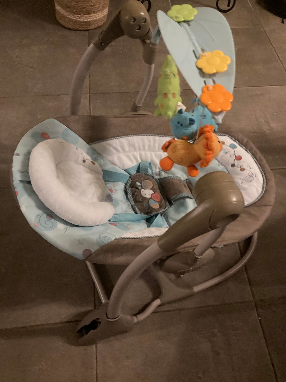 Ingenuity babyschommel, Kinderen en Baby's, Ophalen, Zo goed als nieuw, Schommelstoel, Met gordel(s) of riempje(s)
