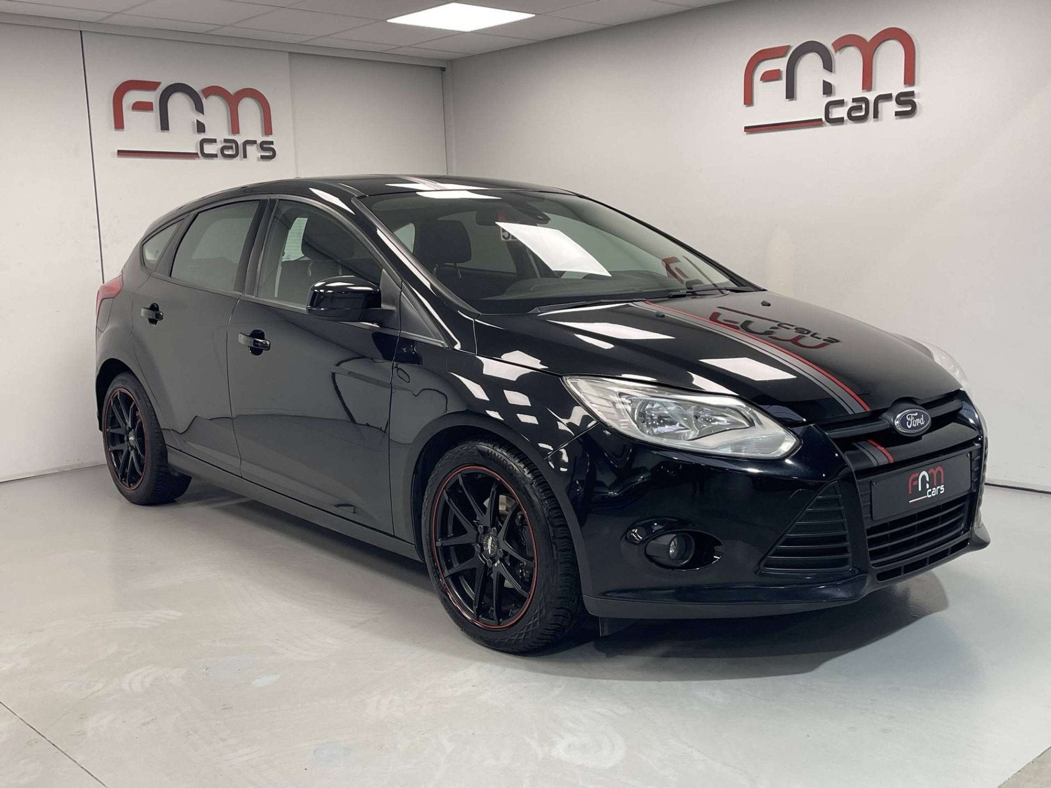 Ford Focus 1.6 TDCi Titanium bwj2014 Navi Airco Pdc Garantie, Auto's, Focus, Euro 5, Stof, Zwart