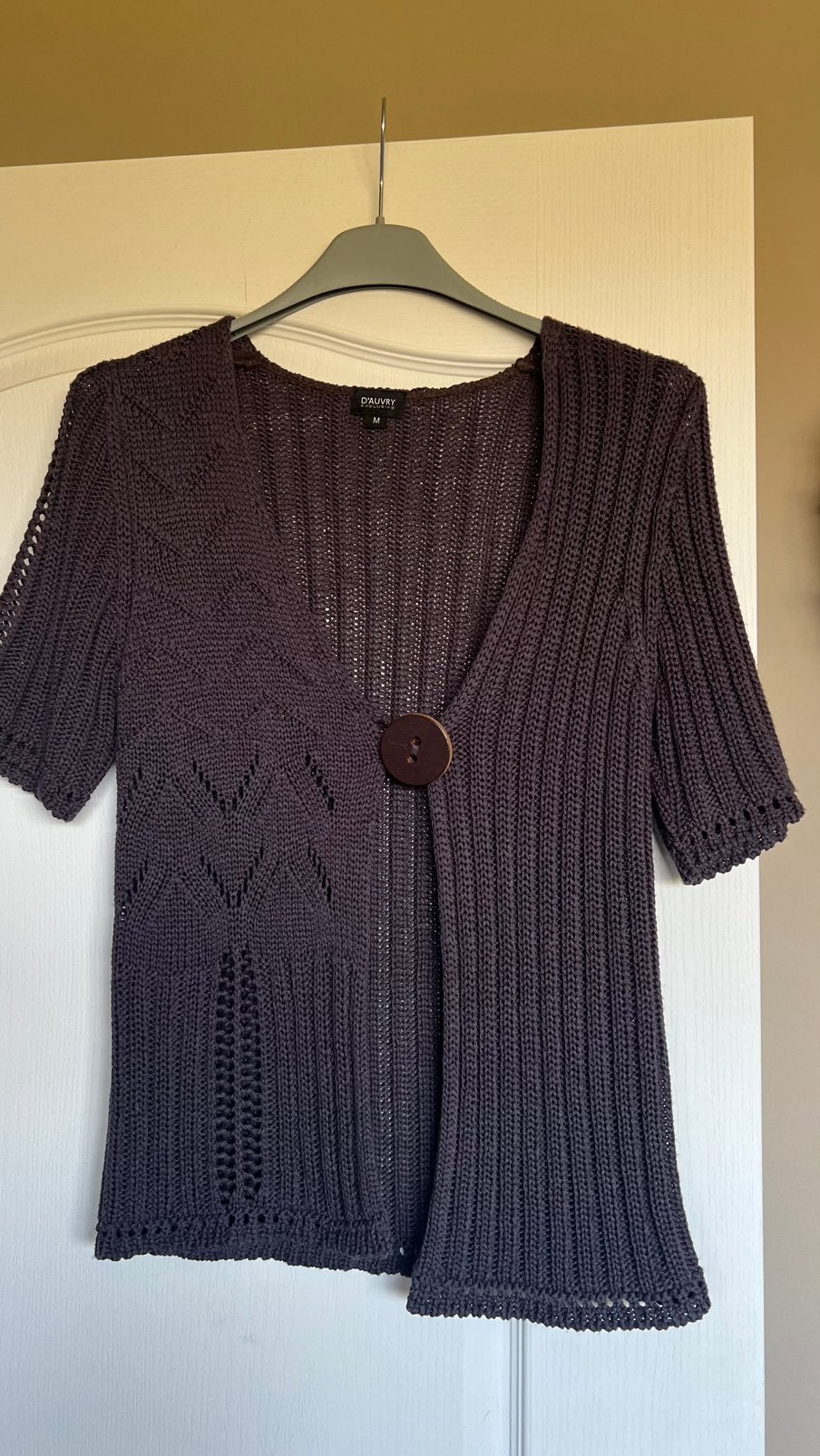 Gebreid damesvestje voor dames in maat M, Kleding | Dames, Truien en Vesten, Ophalen, Zo goed als nieuw, Maat 38/40 (M)