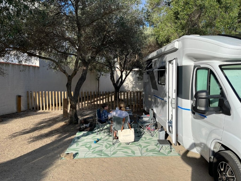 Camper halfintegraal - Sun Living S70SL, Caravans en Kamperen, Luifel, Ringverwarming, Particulier, Sun Living