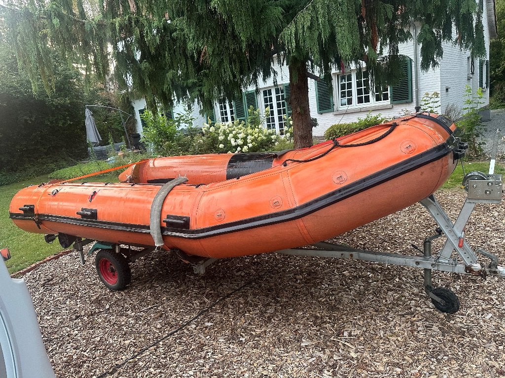 Rubberboot, Ophalen, 5 m, Zo goed als nieuw, 2 m