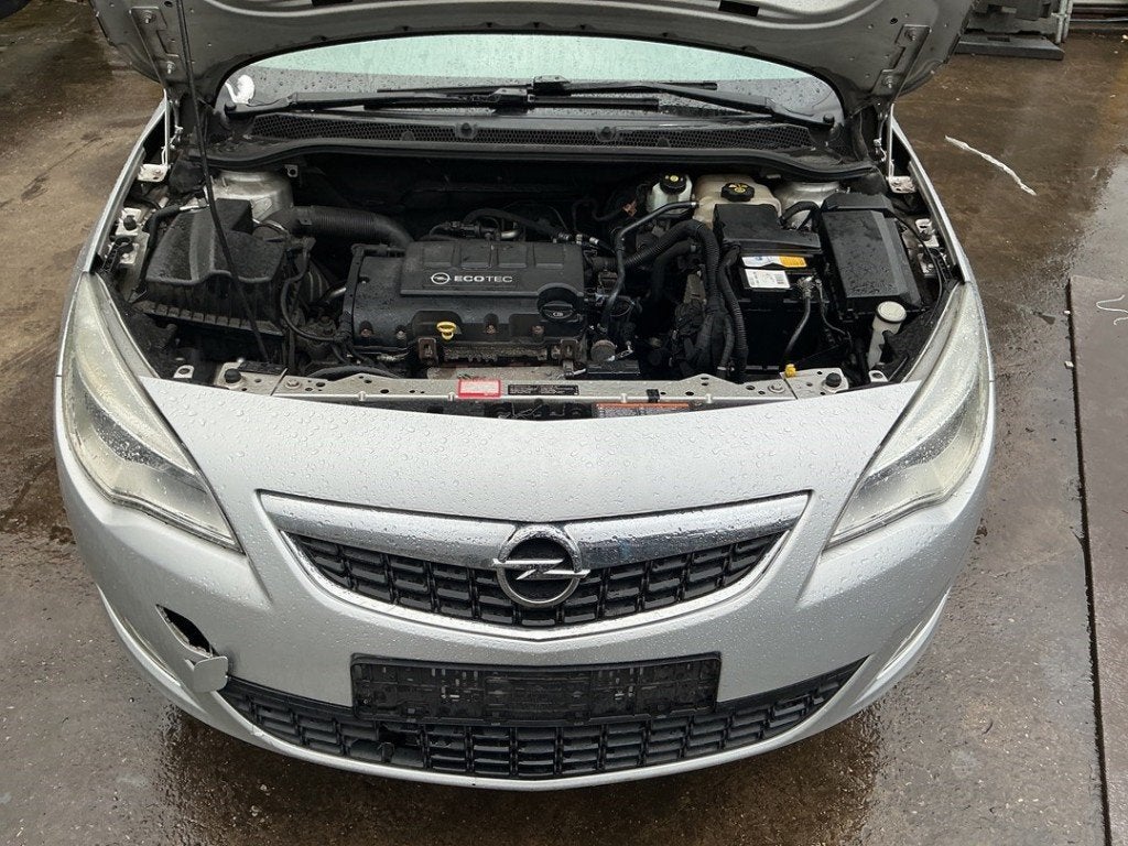 MAITRE CYLINDRE DE FREIN Opel (|84102409|13286445|), Opel, Opel Automobile GmbH, Utilisé, Kontakt-opel@opel.com
