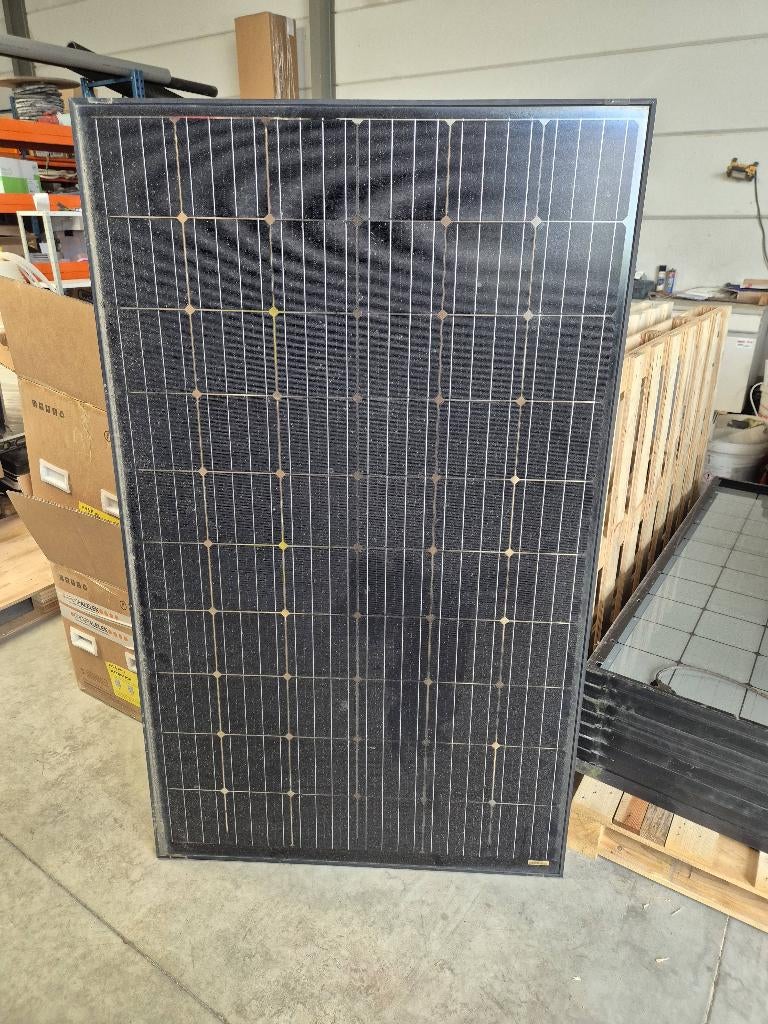 9x 290wp AEG zonnepanelen, Enlèvement, Utilisé, Panneau, 200 watts-crêtes ou plus