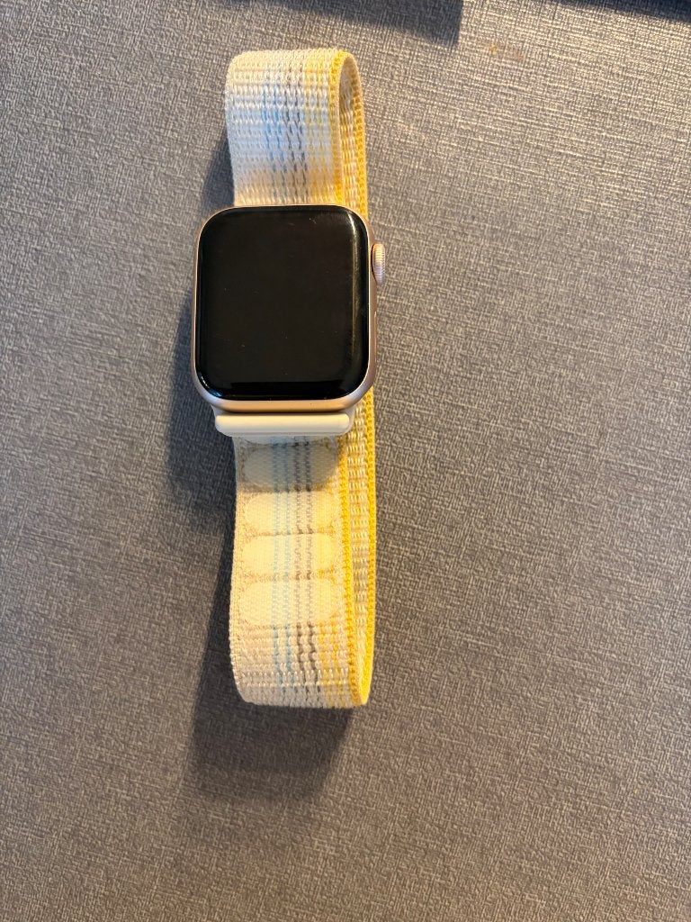 Apple Watch Series 6 (40mm) – Goudroze, Étanche, Rose, Apple Watch, IOS