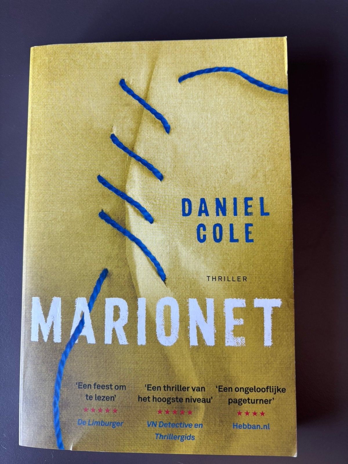 Daniel Cole - Marionet (Special Mediahuis 2019), Boeken, Ophalen of Verzenden, Daniel Cole