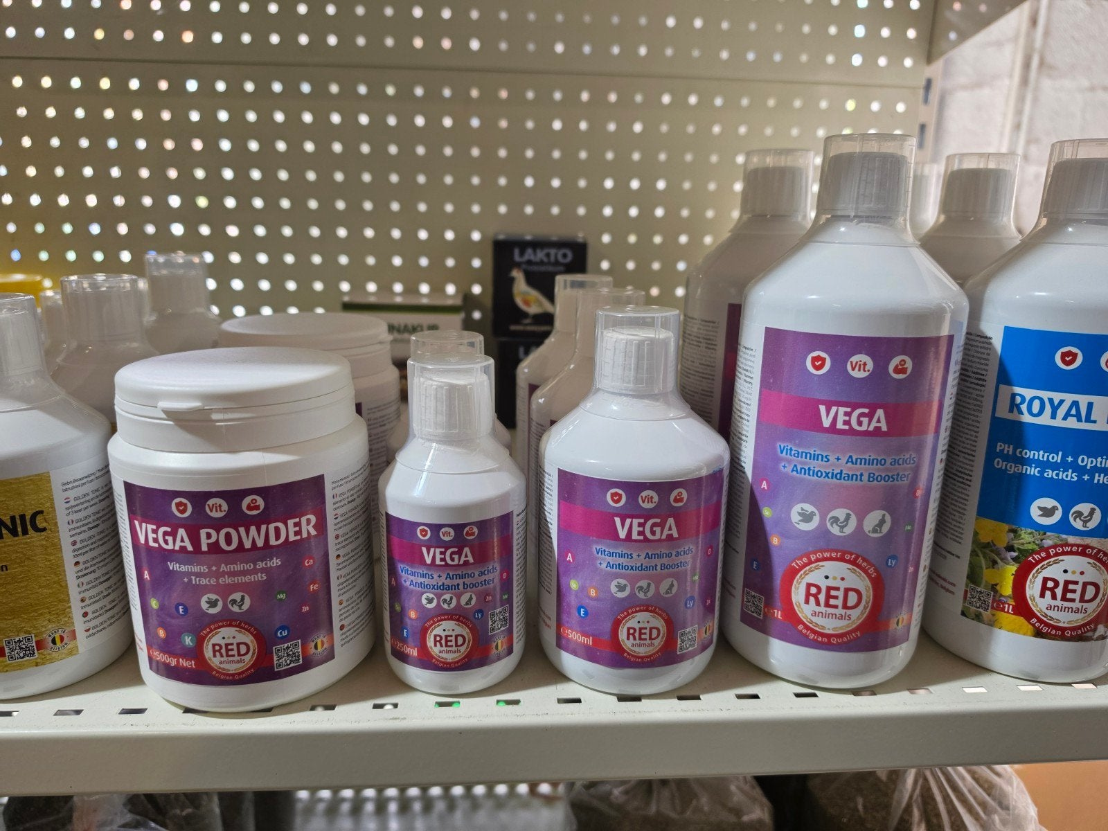 Vega Vit 250ml, (vitamines, aminozuren, elektrolyten) Red An, Dieren en Toebehoren, Vogels | Toebehoren, Ophalen, Nieuw, Eten en Drinken