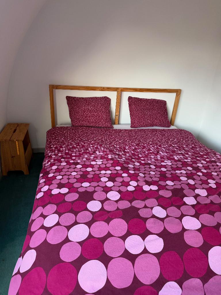 IKEA Tarva bed 160 200, Huis en Inrichting, Slaapkamer | Bedden, Ophalen, Beige, Tweepersoons, Zo goed als nieuw