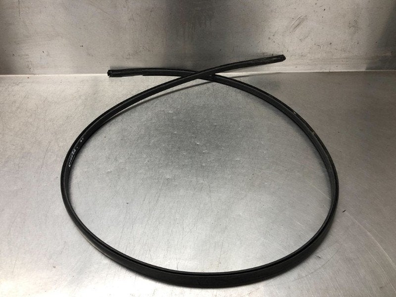 GARNITURE DE TOIT GAUCHE Subaru Trezia (01-2011/-), Utilisé, Subaru