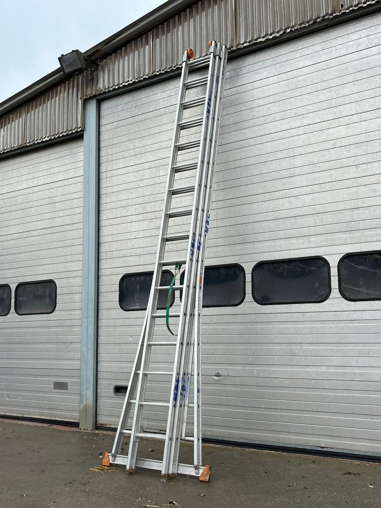 Petry RZV 3x16 alu ladder 9,60m (professioneel), Doe-het-zelf en Bouw, Gebruikt, Ophalen of Verzenden, Ladder, Opvouwbaar of Inschuifbaar