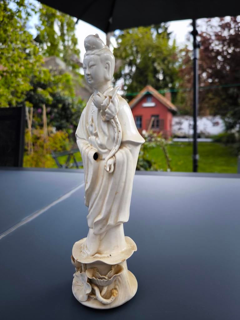 Statuette Guanyin, Enlèvement ou Envoi