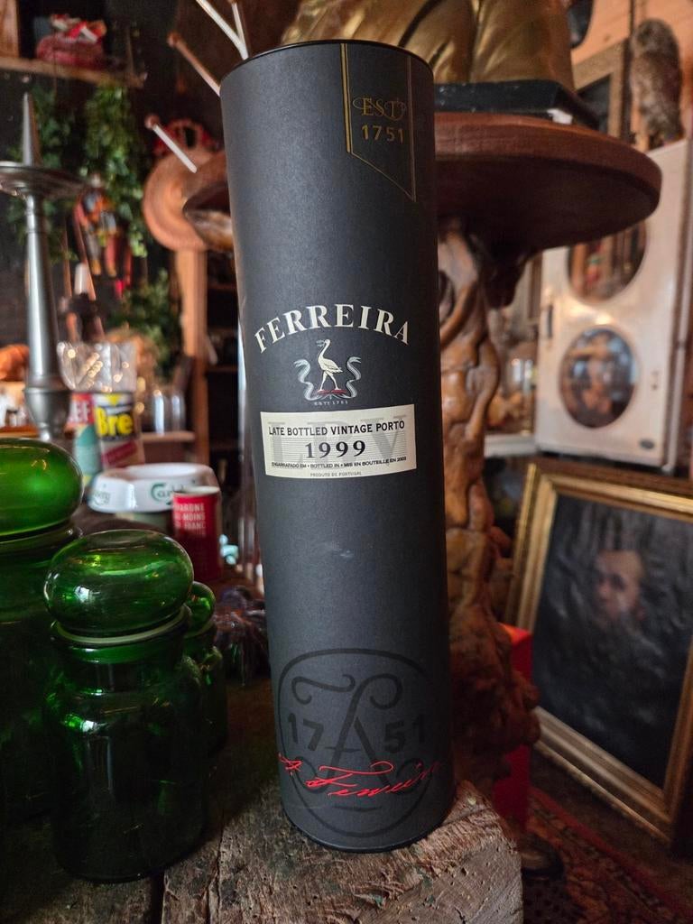 Bouteille de porto neuve  Ferreira 1999