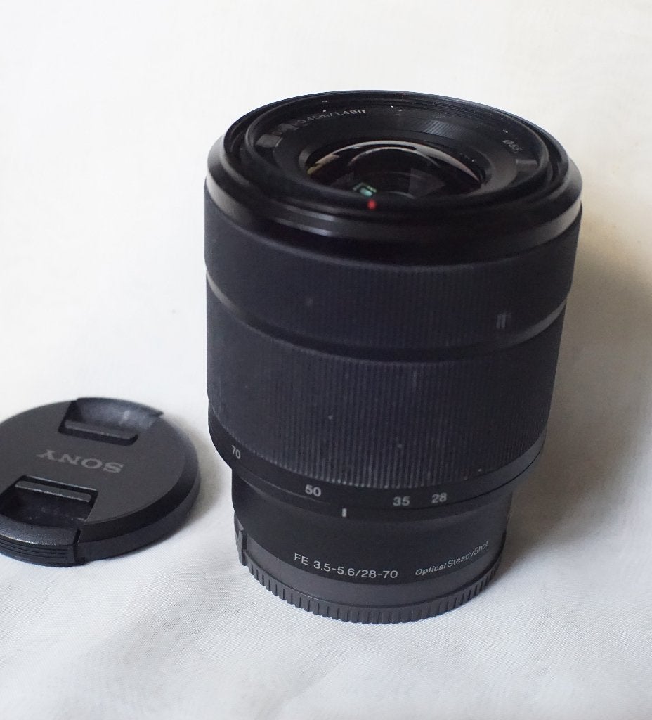 Sony FE 28—70 mm F3.5 — 5.6 OSS, Audio, Tv en Foto, Fotocamera's Digitaal, 30 Megapixel, Compact, Ophalen of Verzenden, Zo goed als nieuw