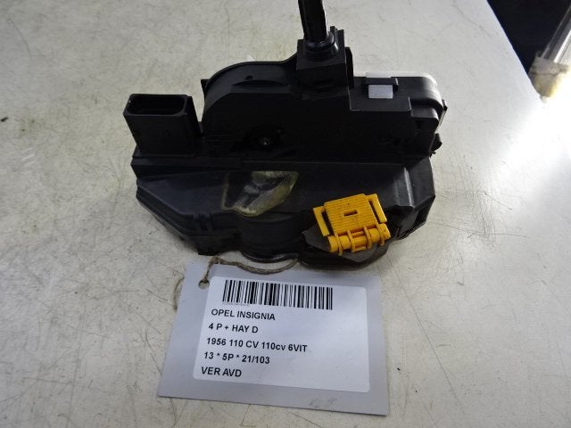 SERRURE DE PORTE AVANT DROITE Opel Insignia (3023880), Utilisé, Avant, Opel