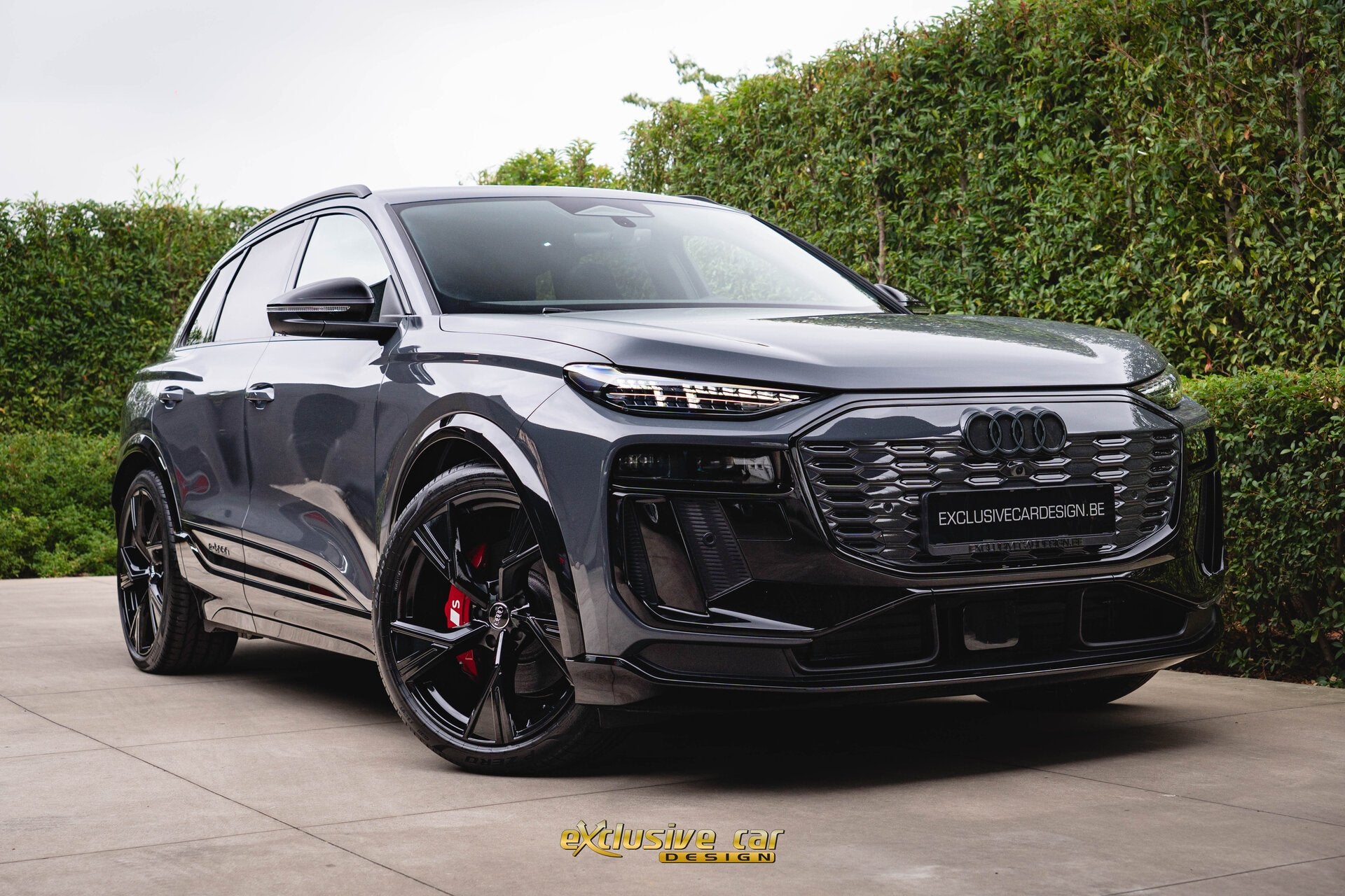 Audi SQ6 e-tron Edition One, 0 kg, Argent ou Gris, Euro 6, 0 kg