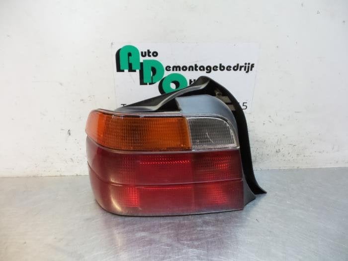 Achterlicht links van een BMW 3-Serie (3-Serie 90-), Gebruikt, -, -, Ophalen of Verzenden