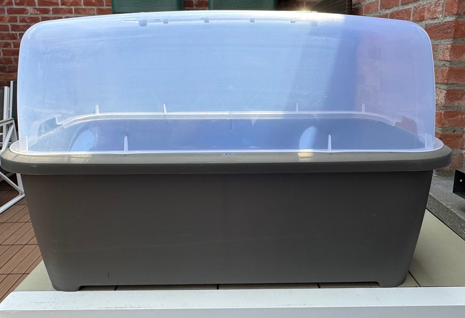 Grijs/groene kweektafel met poten en deksel, Ophalen, Kunststof, Balkon, Nieuw