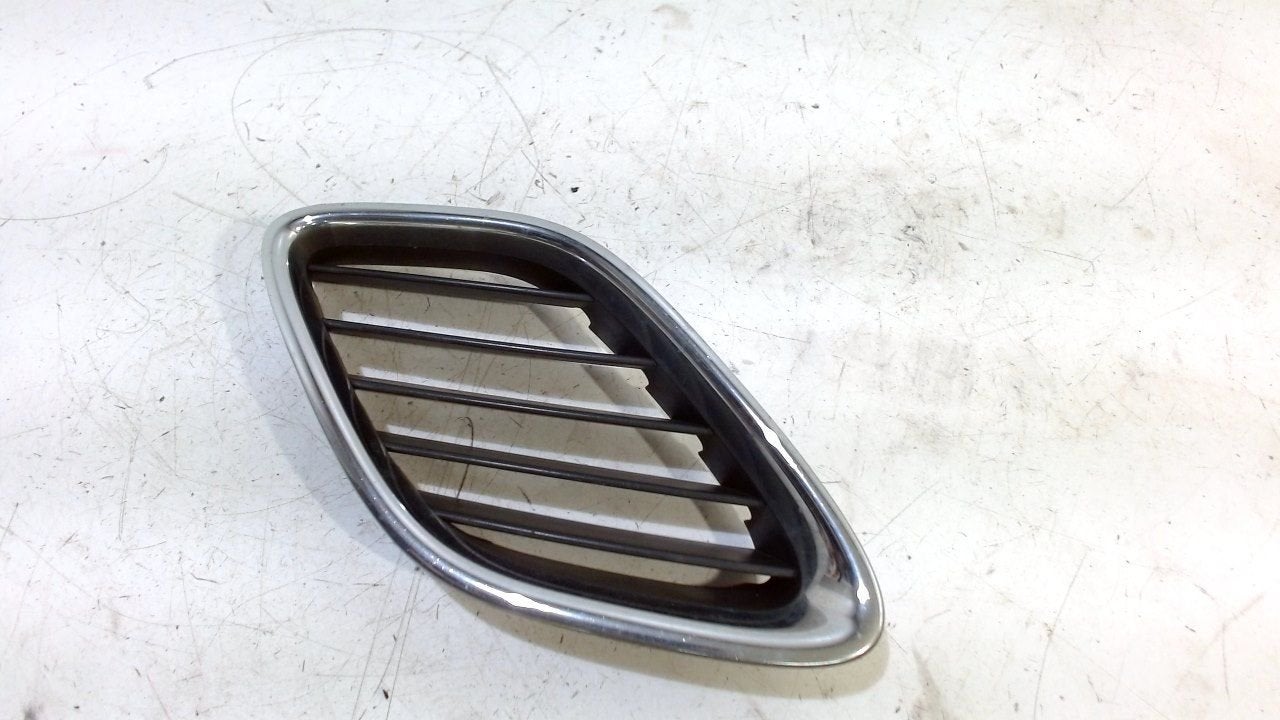 Grillerooster links Saab 9-3, Onderdelen@venauto.nl, Van der Ven Autorecycling B.V., Ettenseweg 76, 4706 PB Roosendaal, The Netherlands