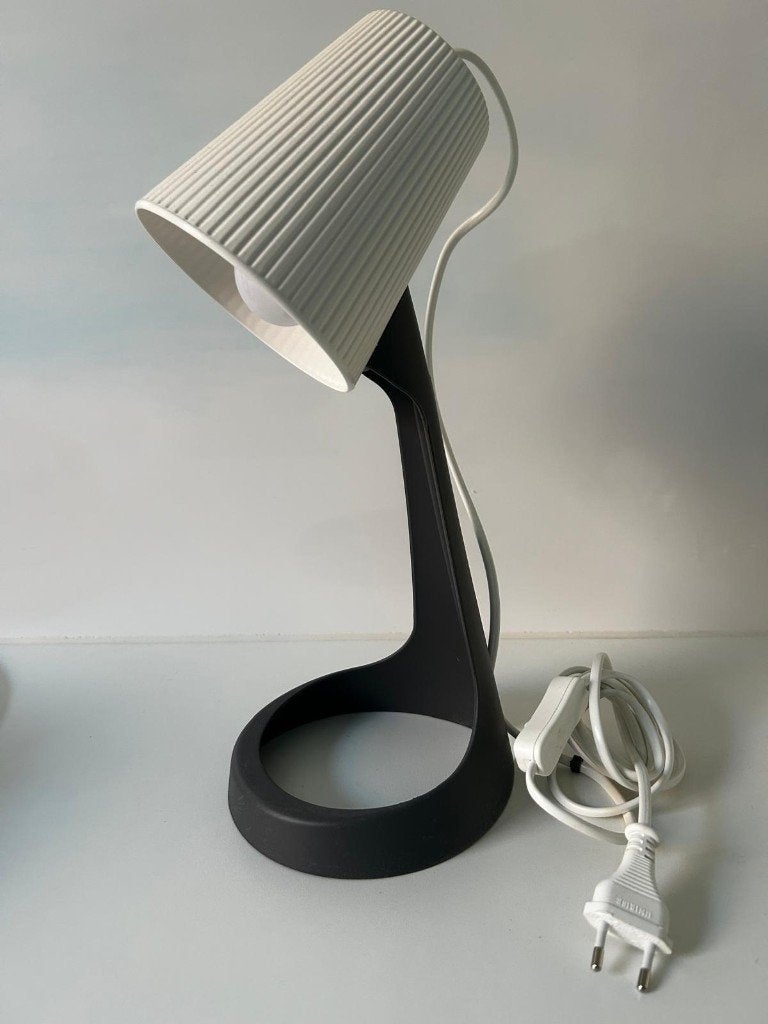 IKEA Bedside Table Lamp – Like New, Enlèvement ou Envoi, Blanc, Comme neuf, Lampe de chevet