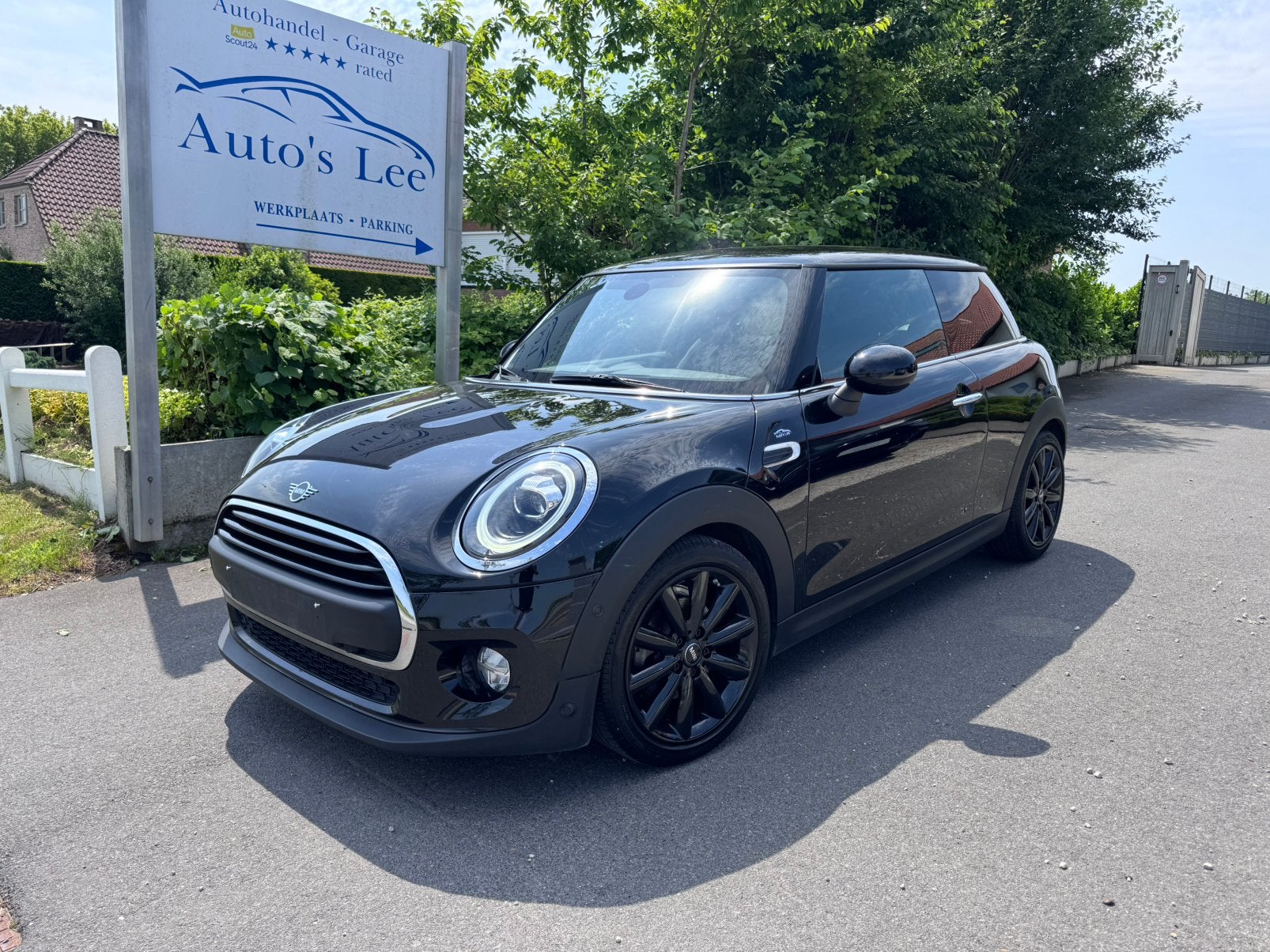 Mini 1.5Automaat/xenon/cruisecontrol/auto Airco/stoelwarming, Auto's, Automaat, Zwart, Berline, 3 cilinders