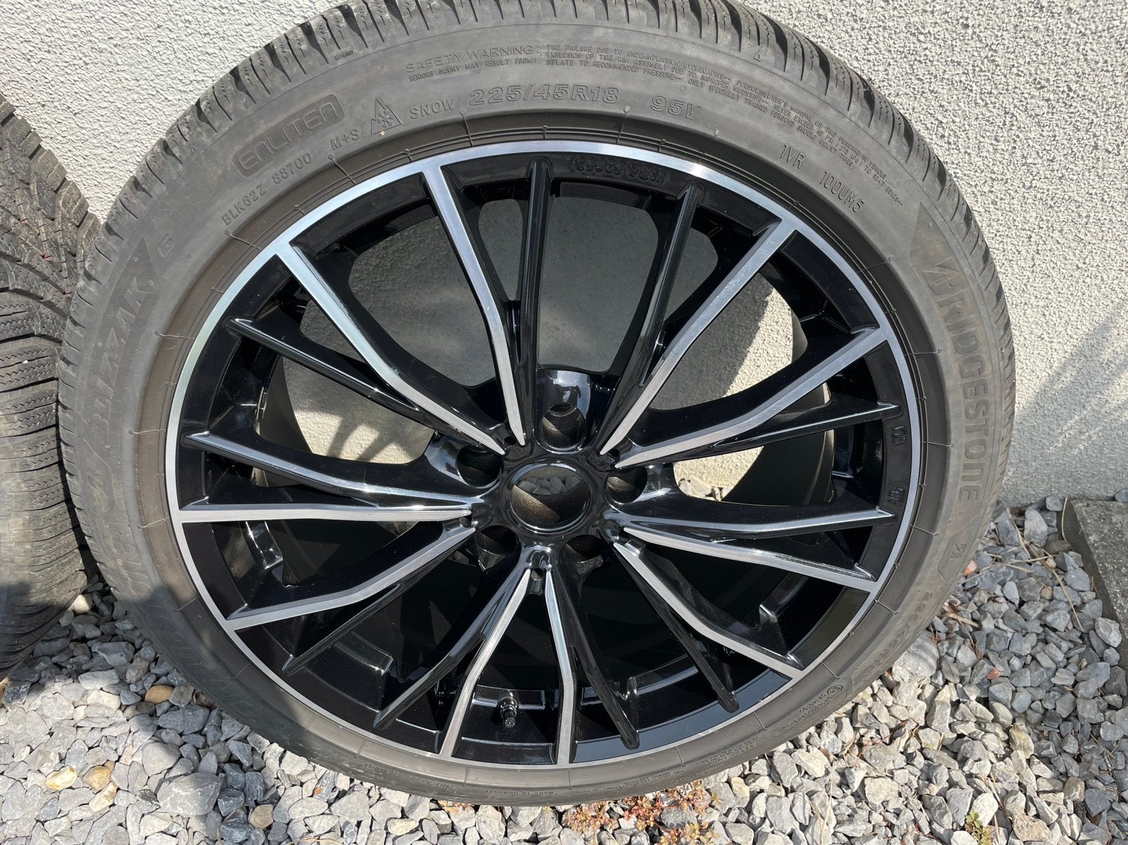 Jantes BMW avec largeurs de pneus d'hiver G29, G20 et G21., Autos, Particulier, Achat, Z4