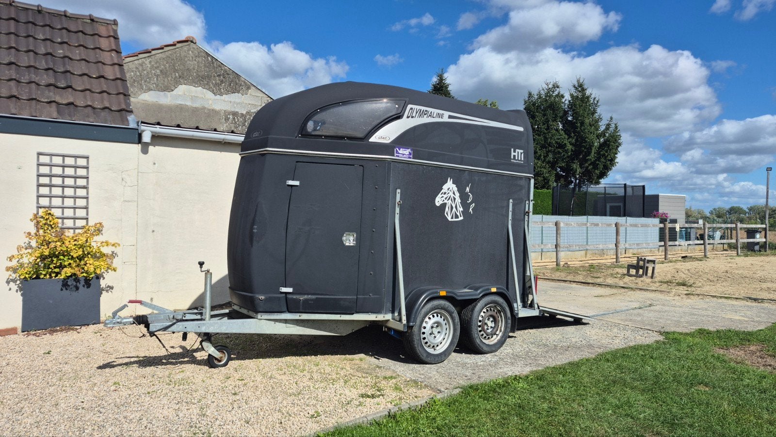 Paardentrailer Atec Olympialine 2-paards, Dieren en Toebehoren, Ophalen, Gebruikt, Polyester, 2-paards trailer