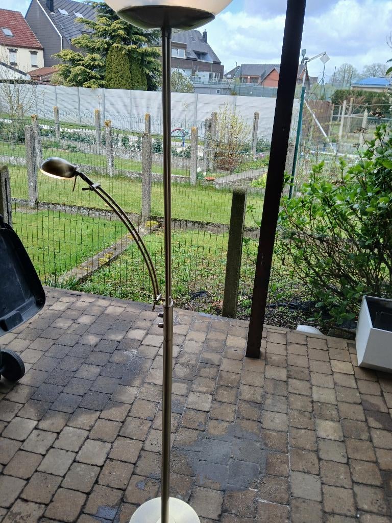 STAANDE LAMP, Enlèvement
