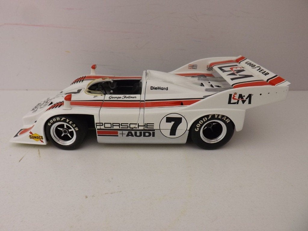 PORSCHE 1/18 DEALER VERSIE  WAP, Enlèvement ou Envoi, Neuf, Voiture, Autres marques