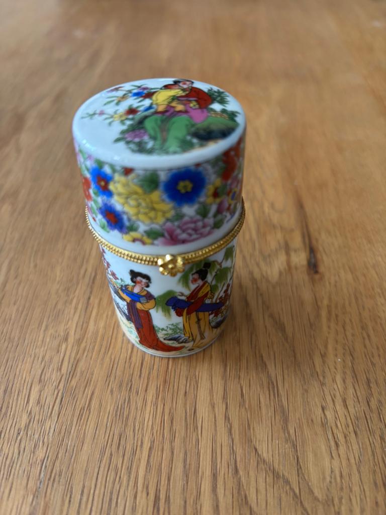 Vintage Aziatisch doosje, Antiek en Kunst, Ophalen of Verzenden