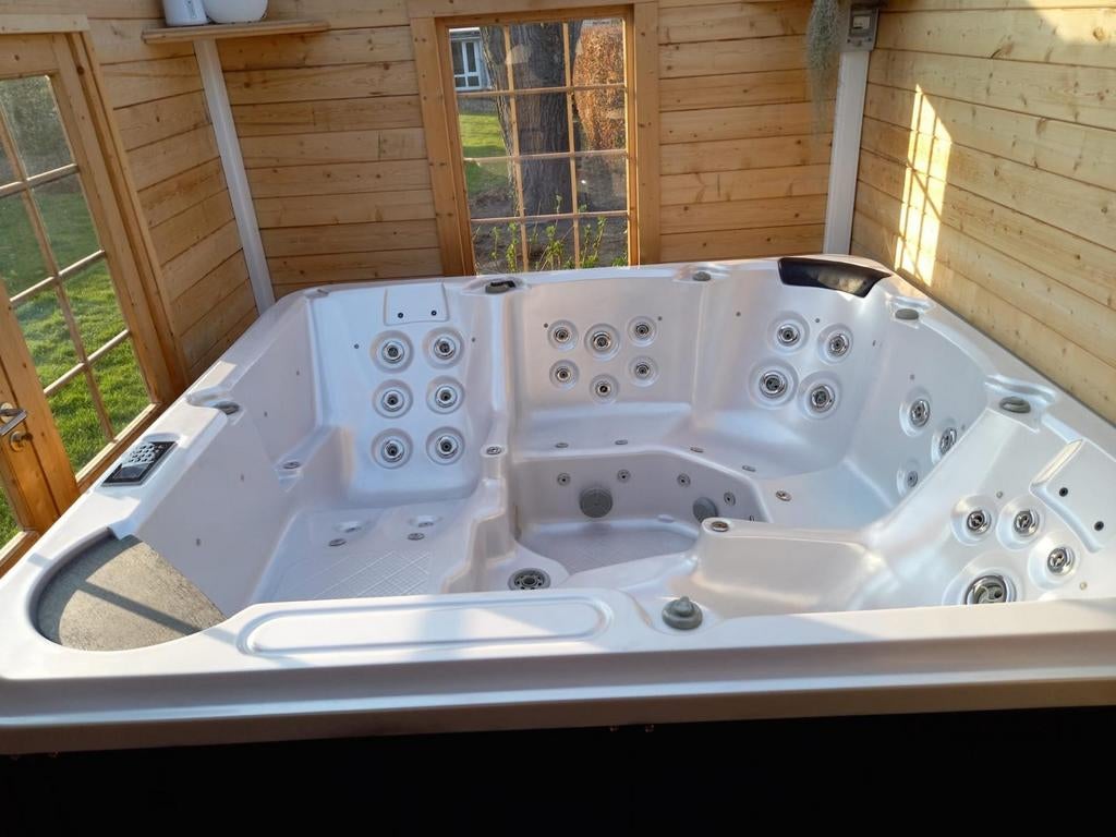 Jacuzzi, Tuin en Terras, Ophalen