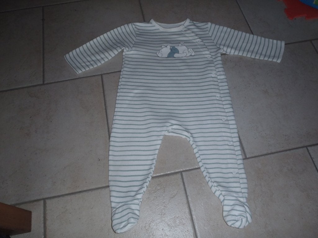 pyjama taille 80, Enlèvement ou Envoi, Comme neuf, Garçon, Vêtements de nuit ou Sous-vêtements