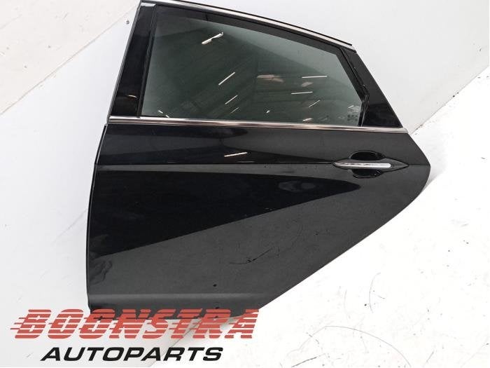 Portière 4portes arrière gauche d'un Hyundai I40 (NKA), -, 3 mois de garantie, Utilisé, Porte