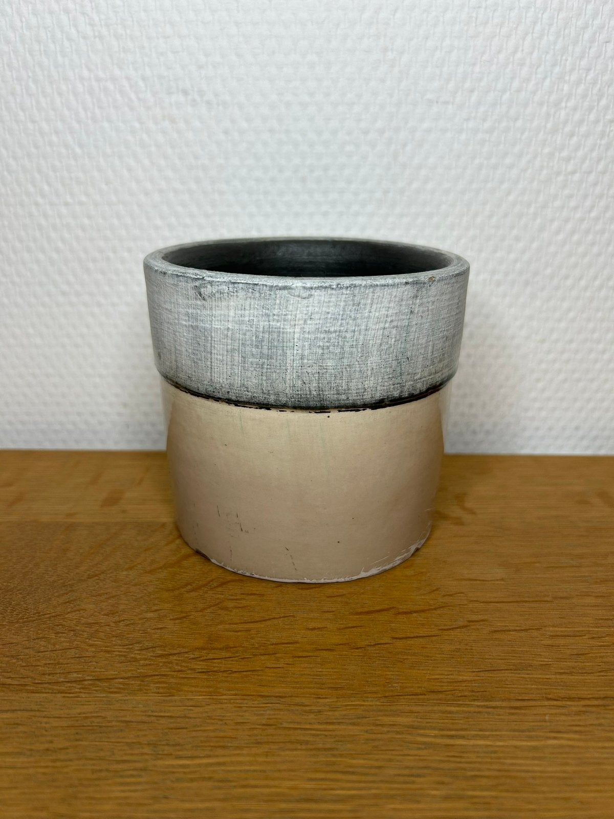 Beige grijze bloempot diameter 11 cm, Rond, Binnen, Ophalen of Verzenden, Zo goed als nieuw