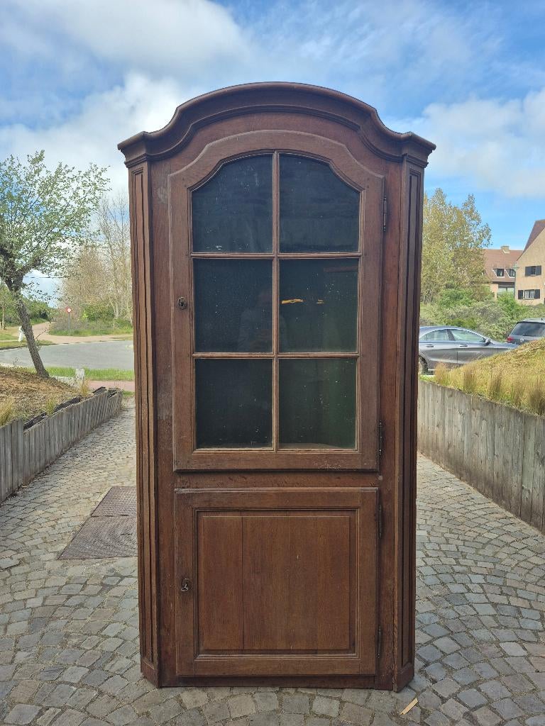 Antieke eiken hoekkast met geblazen glas (19e eeuw), Enlèvement