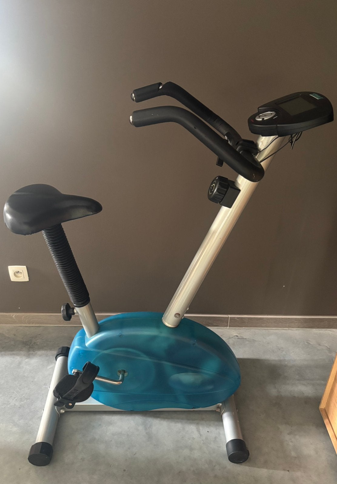 Vélo d'exercice Striale, Sports & Fitness, Enlèvement, Utilisé
