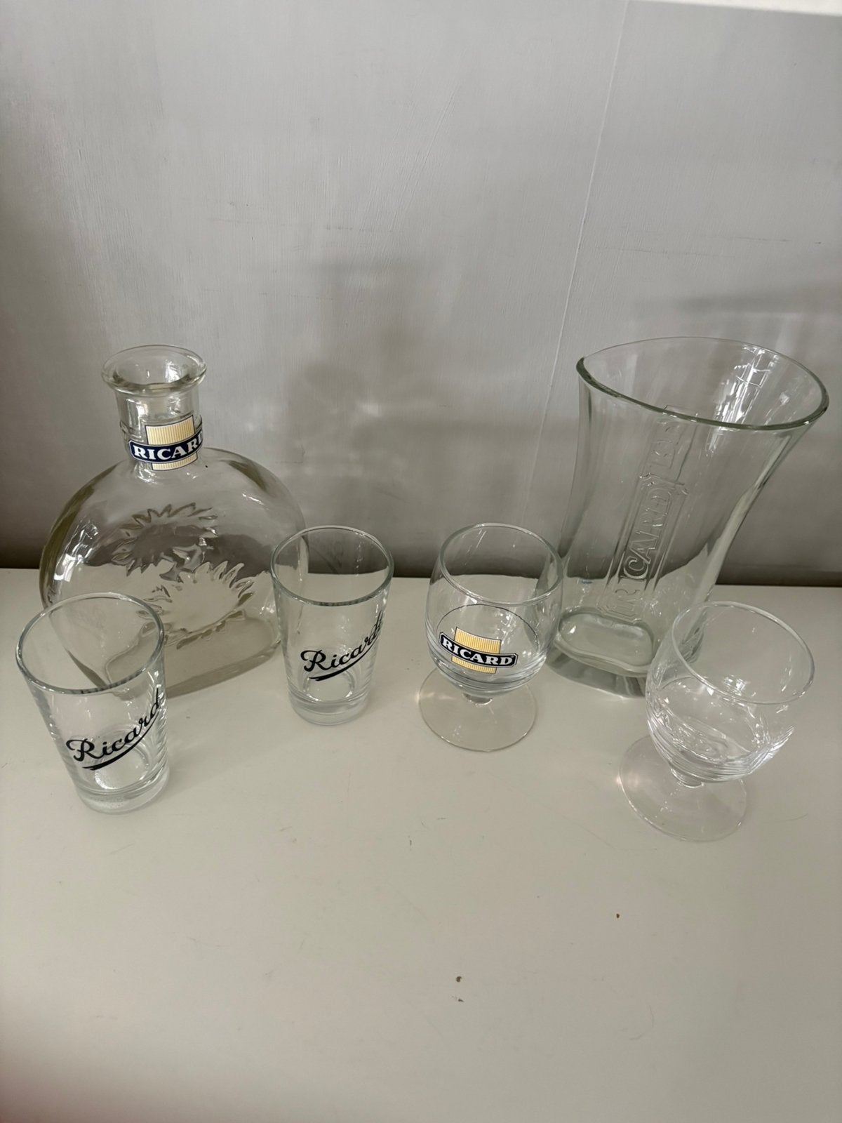 2 karaffen en 4 RICARD-glazen, Verzamelen, Glas en Drinkglazen, Ophalen of Verzenden, Zo goed als nieuw