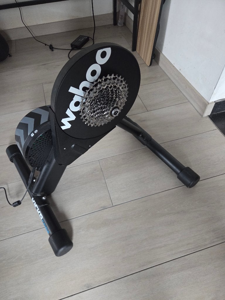 WAHOO Kickr Core met SRAM AXS 12 speed cassette, Ophalen, Zo goed als nieuw, Overige typen