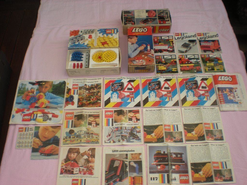 vintage lego (1doos met inhoud, 2lege dozen, boekjes), Ophalen, Gebruikt, Lego