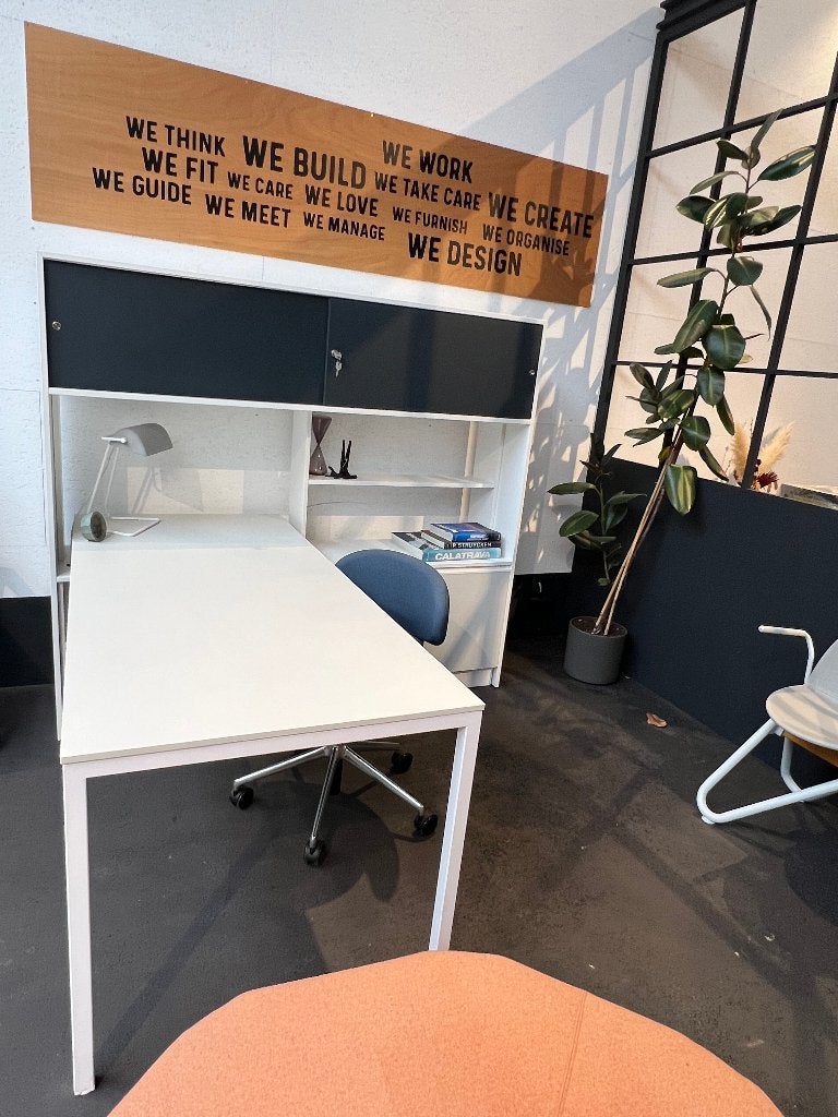 Bureau met kast, Huis en Inrichting, Ophalen, 180 cm, Zo goed als nieuw, Overige merken