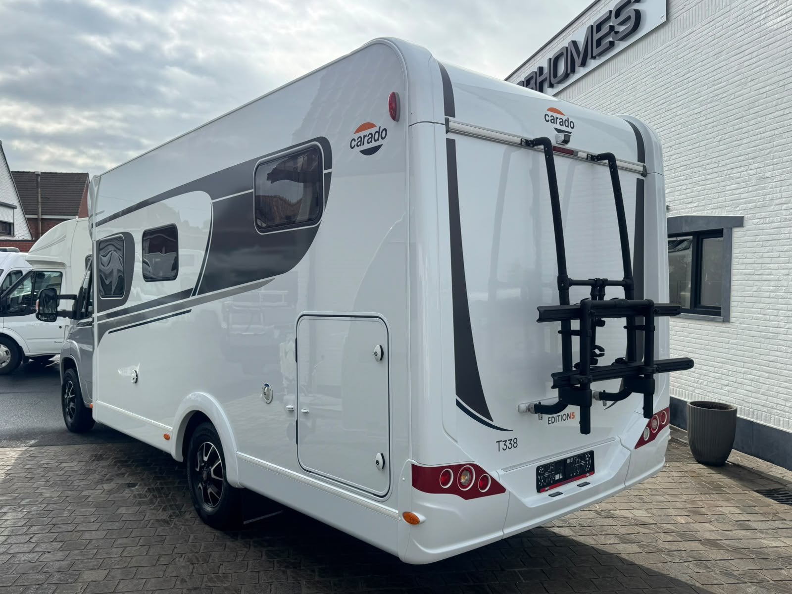 Fiat Ducato Capron Carado T338, Fiat, 6 tot 7 meter, Bedrijf, Half-integraal