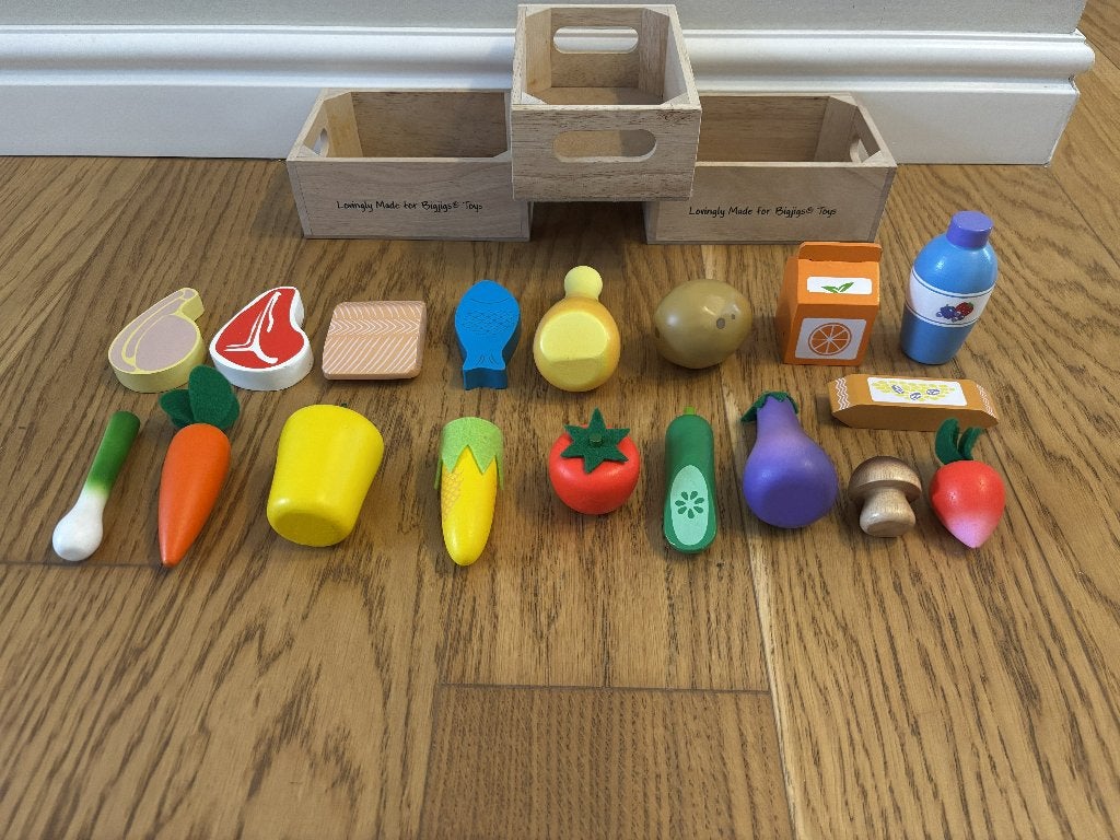 Houten speelgoed groeten en fruit, Kinderen en Baby's, Ophalen, Gebruikt, Meubelstuk of Keukentje