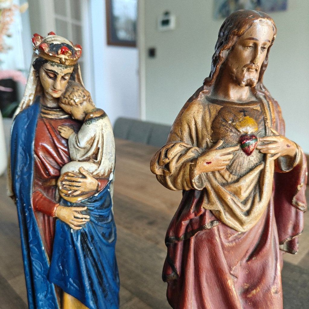 2 religieuze beelden van +-30cm hoog, Ophalen of Verzenden, Gebruikt, Religie