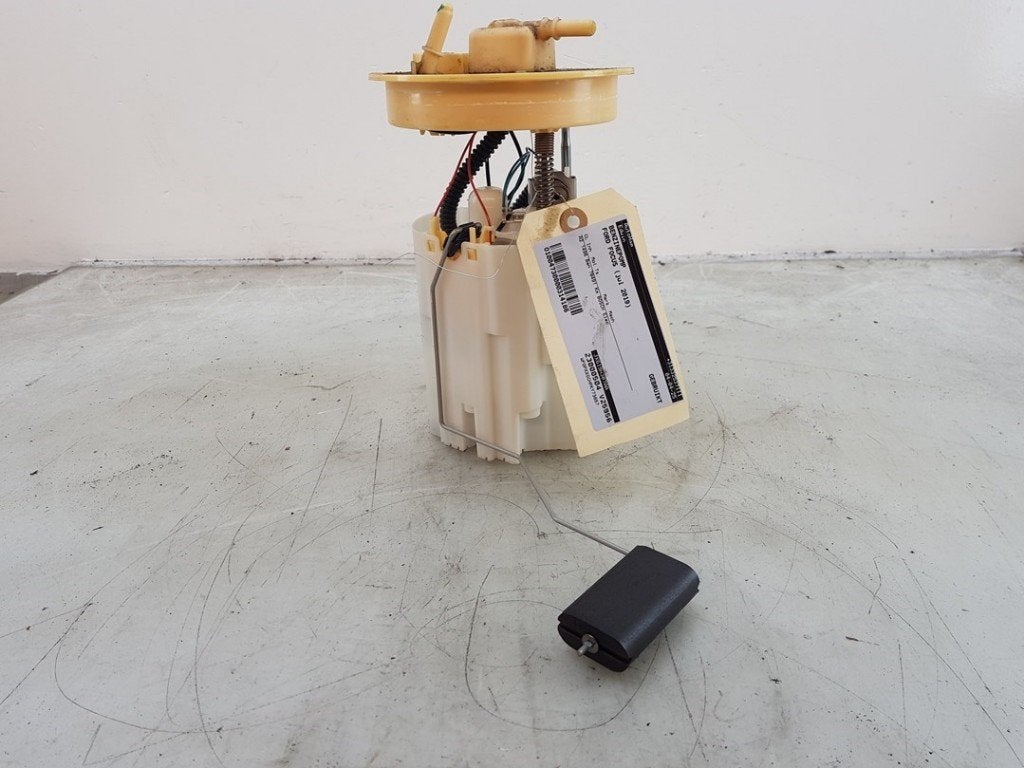 BRANDSTOFPOMP ELECT. Ford Focus 4 Wagon (01-2018/12-2025), Gebruikt, Ford