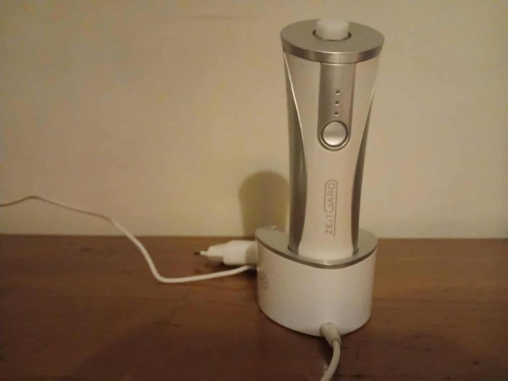 Lr zeitgard toestel, Elektronische apparatuur, Ophalen