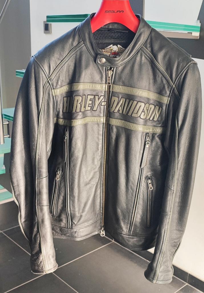 Veste Harley Davidson Taille L Cuir, Motos, Enlèvement