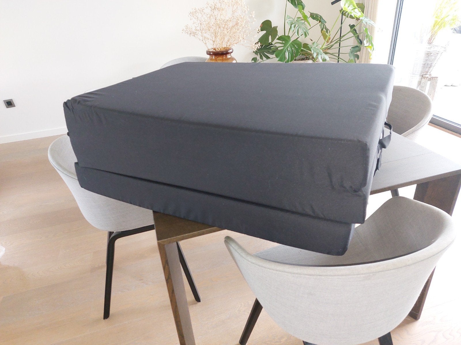 Poef-matras-logeerbed Ikea, Enlèvement