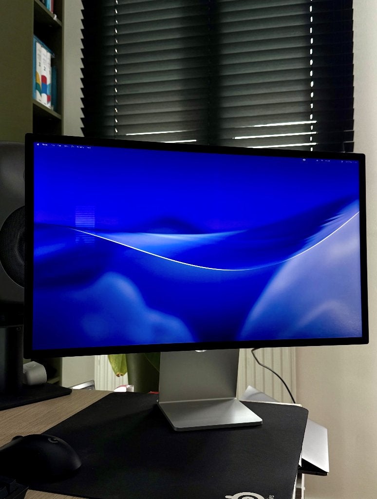 Apple Studio Display, Informatique & Logiciels, Thunderbolt, Autres résolutions, Haut-parleurs intégrés, Comme neuf