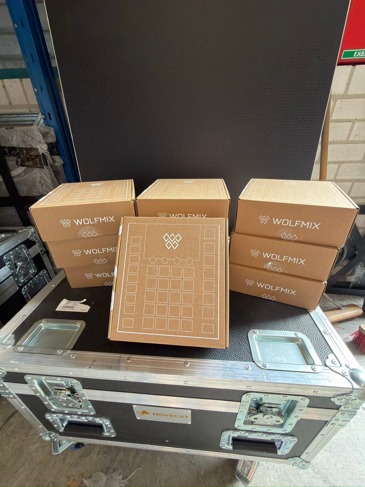 9 x WOLFMIX W1 MK3 lichttafel te koop!, Ophalen of Verzenden, Nieuw, Licht, Geluidgestuurd
