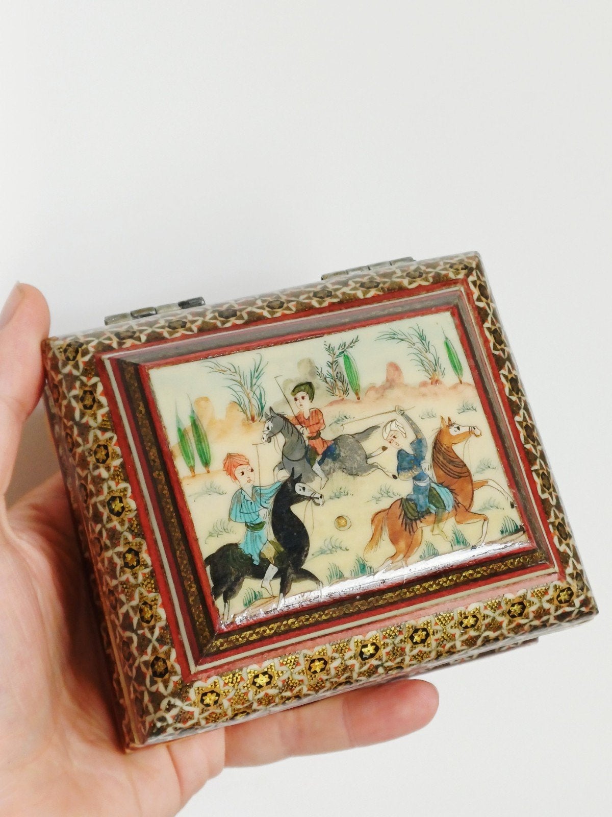 Coffret persan, Enlèvement ou Envoi