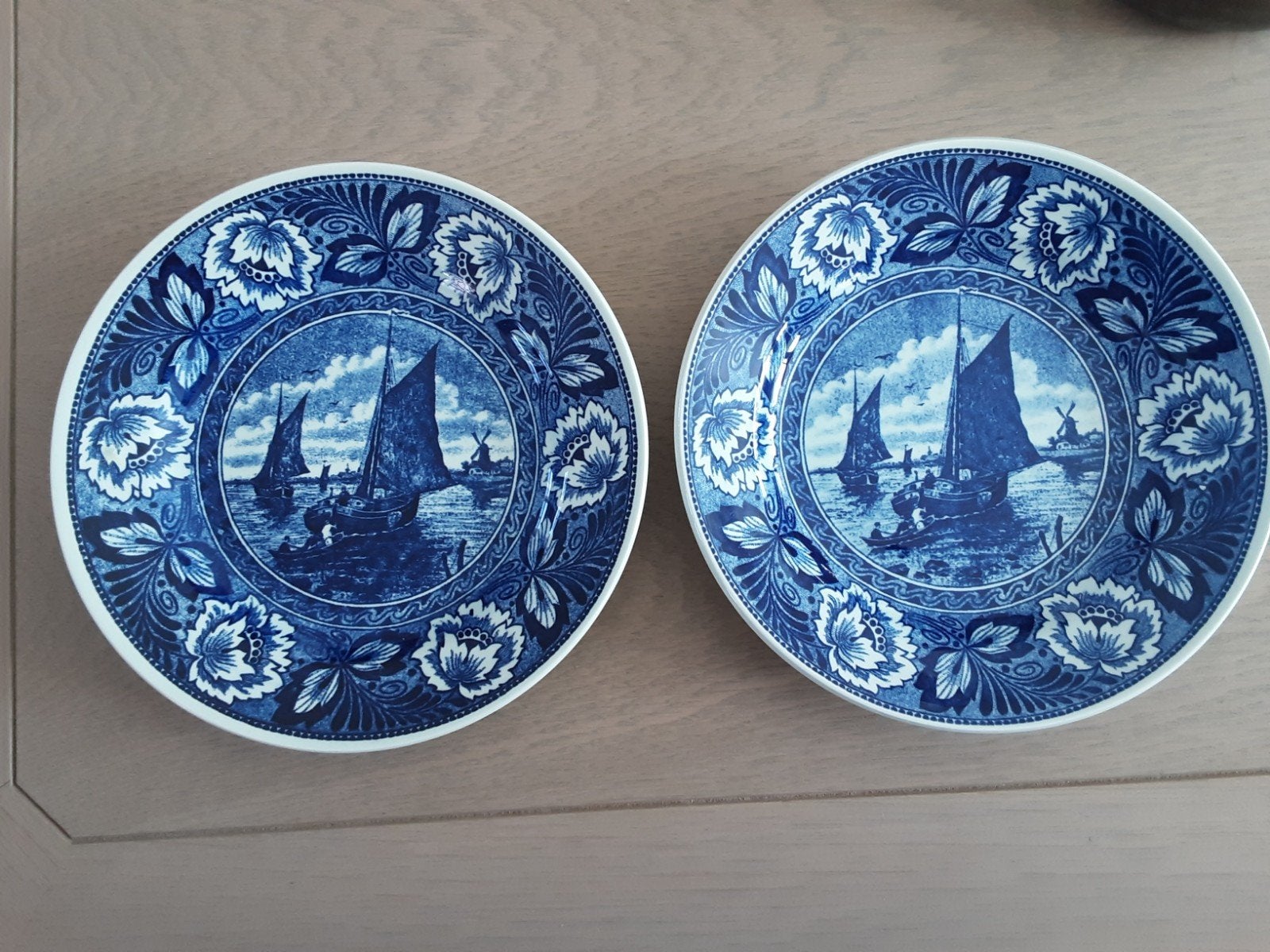 2 borden, Ophalen