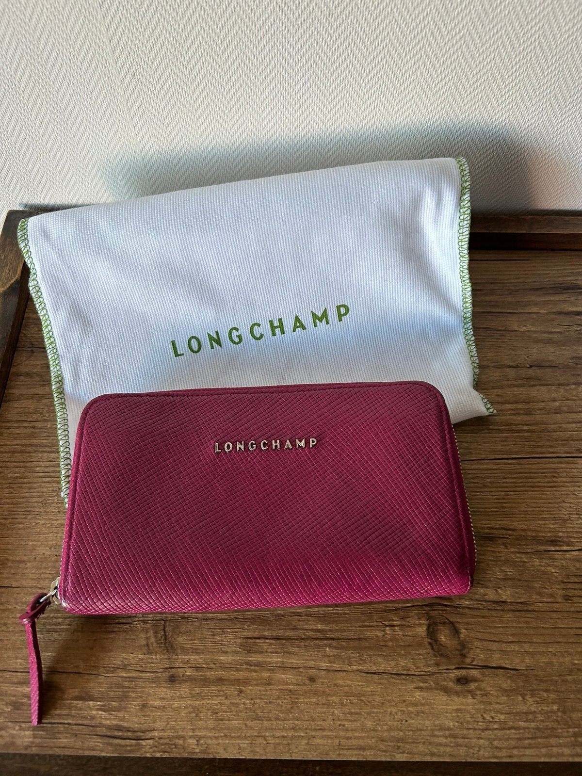 Fuchsia leren portemonnee van Longchamp, perfecte staat, Ophalen, Zo goed als nieuw